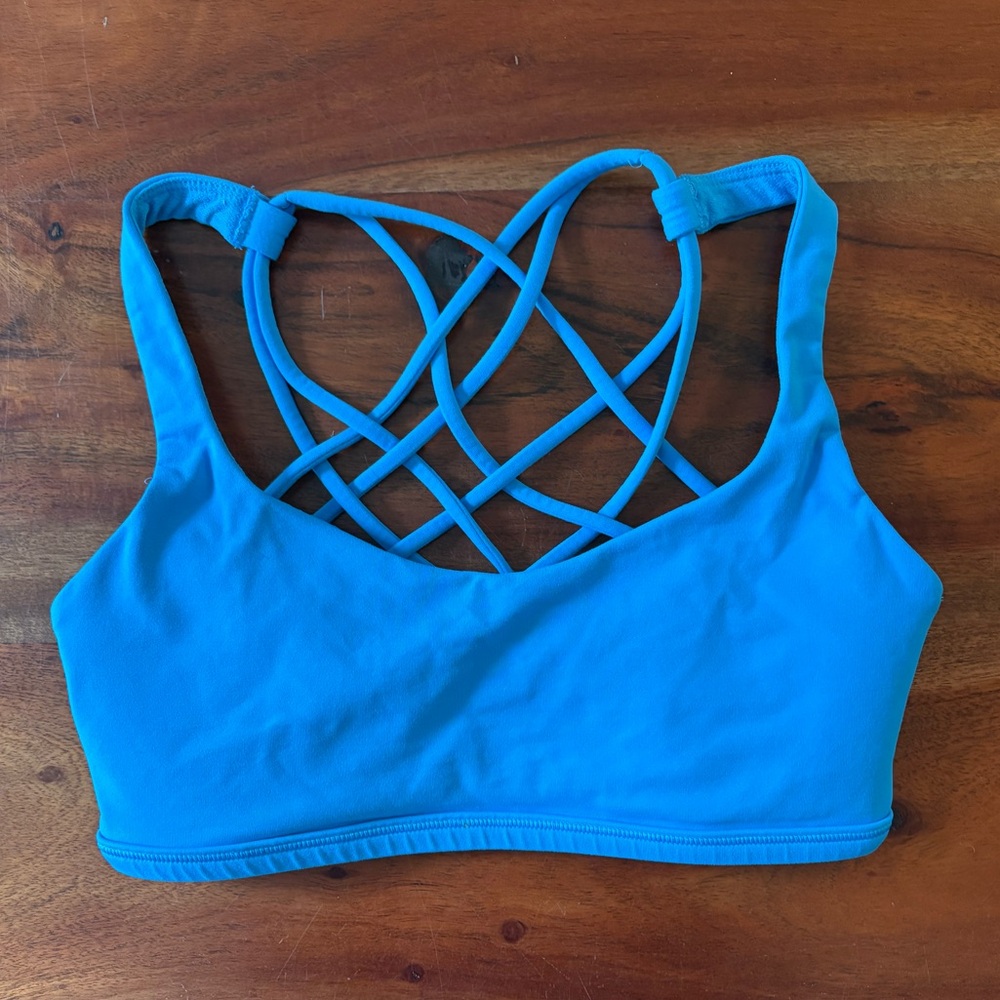 Lululemon Free To Be (Wild) Bra Kayak Lakeside Blue Size 4